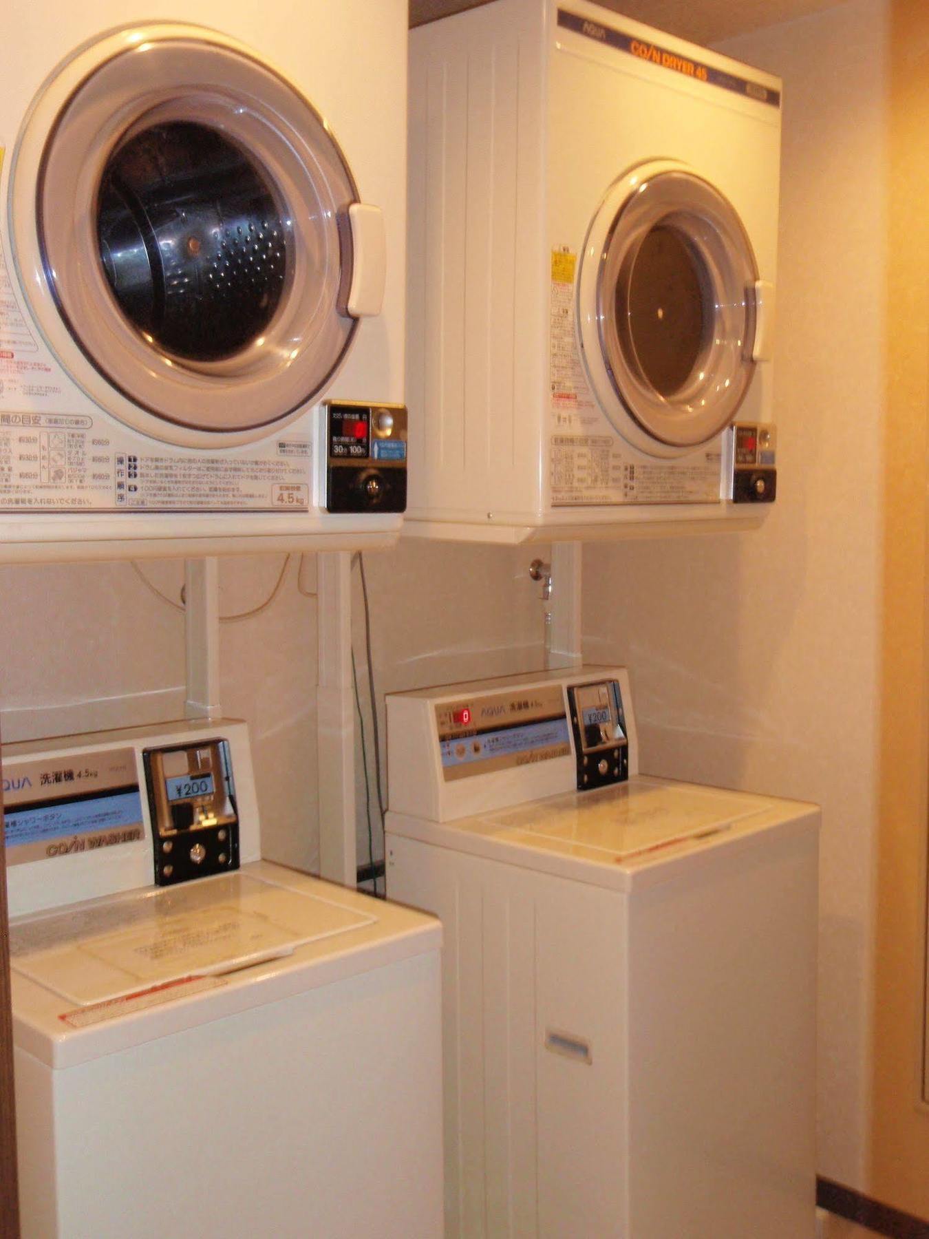 Capsule Hotel Kobe Sannomiya (Adults Only) Екстер'єр фото